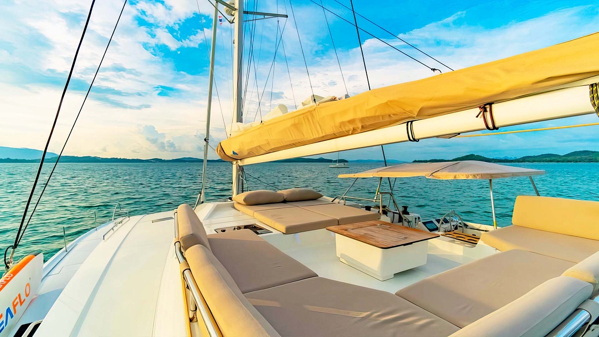 Аренда парусного катамарана Fountaine Pajot 45 на Пхукет